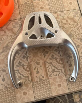 Portapacchi maniglione staffa supporto sh 125/150