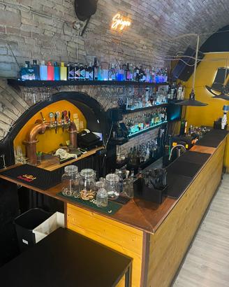 Cocktail bar