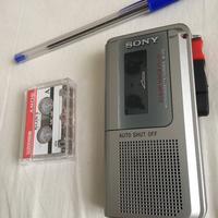 Registratore vocale mini cassette sony