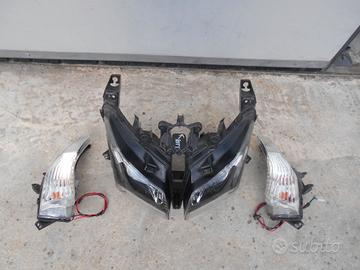 faro freccia yamaha t max 530 2012