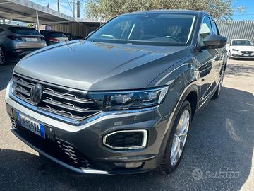 Volkswagen T-Roc 2.0 TDI SCR 4MOTION Advanced Blue