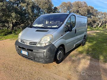Trafic primastar vivaro 1.9dci gancio traino