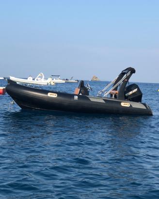 Gommone  e motore  mercury