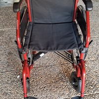 Carrozina per anziani