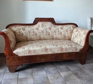 Divano a barca stile luigi Filippo