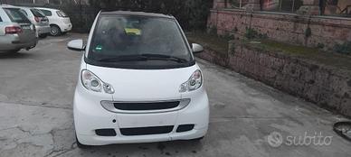 SMART - Fortwo - 1000 52 kW MHD coupé pulse