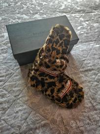 Balenciaga Leopard fur slides