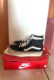 Vans Sk8-Hi Platform Nere e Bianche – Tg. 37 (EU)