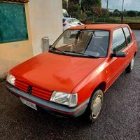 Peugeot 205