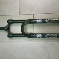 Forcella Fox 38 grip 3 