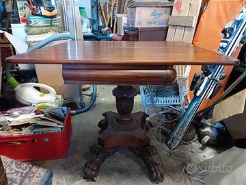 Tavolo in legno da gioco 