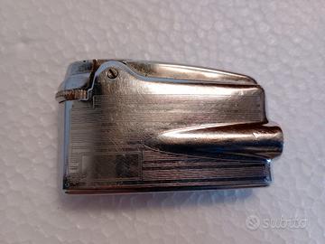 Accendino Argentato Ronson dei primi anni 70 