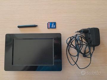 Cornice digitale KODAK per fotografie e scheda SD