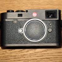 Leica m10
