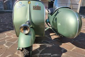 Vespa 125 Sidecar V3IT del 1951 vacanze romane