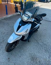Piaggio Beverly 300 S HPE