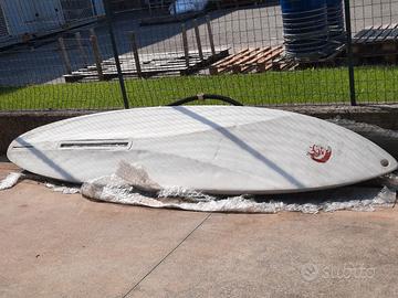 Tavola windsurf  con vela e accessori 
