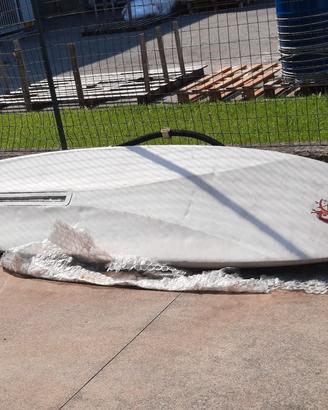 Tavola windsurf  con vela e accessori 