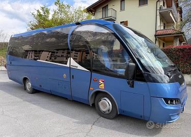 Autobus/ Iveco 31 posti euro 6
