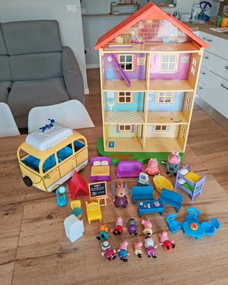 Casetta peppa pig + personaggi + auto