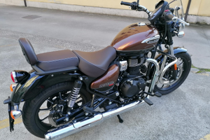 Moto royal enfield meteor 350