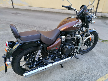 Moto royal enfield meteor 350