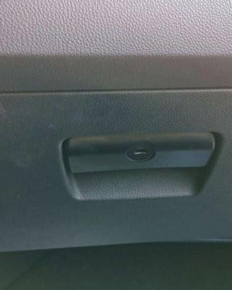 Cassetto portaoggetti BMW 320D 2007 mod SW N47D20A