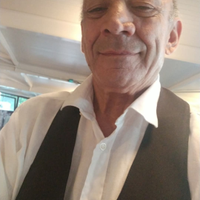 Cameriere con esperienza da 30