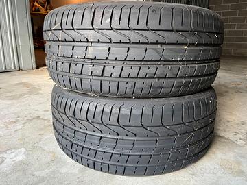 2 pneumatici estivi Pirelli P Zero r16 255/45