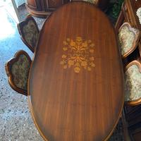 Tavolo da Pranzo Ovale in Legno