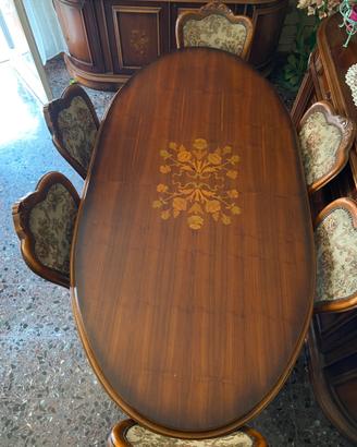 Tavolo da Pranzo Ovale in Legno