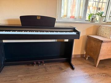 Pianoforte  digitale Yamaha Clavinova CLP-115