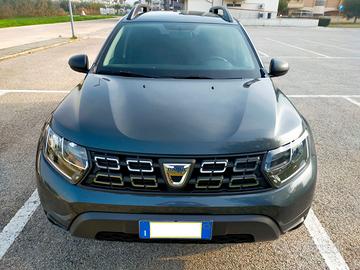 DACIA DUSTER DCI 4X4 - N1- IN BUONE CONDIZIONI.