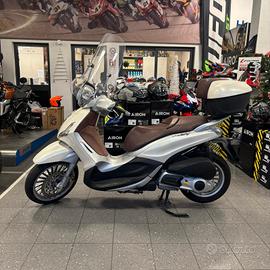 Piaggio Beverly 300