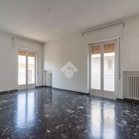 3 LOCALI A CONVERSANO
