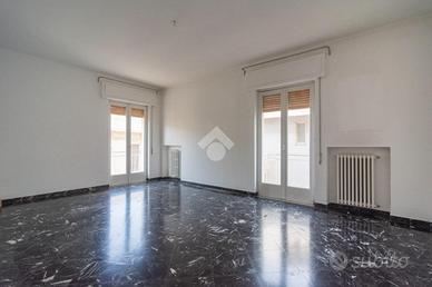 3 LOCALI A CONVERSANO