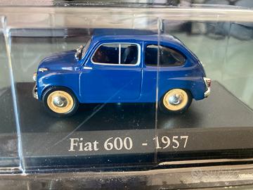 Modellino Fiat 600 del 1957