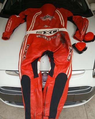 tuta moto axo