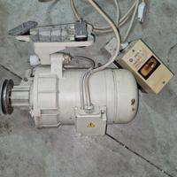 Motore per  macchina da cucire TRIMONOFASE.