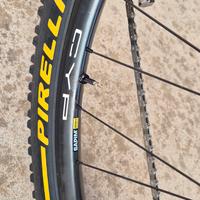Ruote CYP Wheels in carbonio canale 30mm
