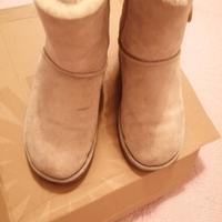 stivaletti ugg numero 36