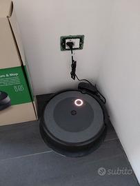 iRobot Roomba Combo i5 aspirapolvere e lavapavimen