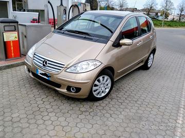 MERCEDES CLASSE  "A " 170  (W- 169) Benzina  2005