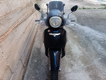Scarabeo 200i