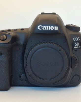 Canon 5D Mark IV solo 36.000 scatti + accessori