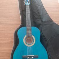 chitarra classica azzurra condizioni ottime