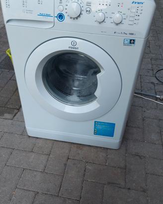 lavatrice indesit innix 7 kg A ++