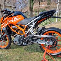 ktm duke 390