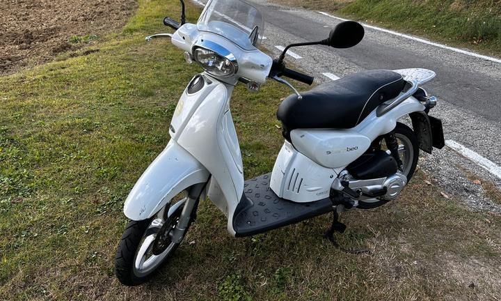Scarabeo 100cc