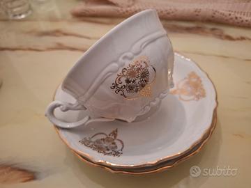 Coppia di Tazze in porcellana Korok